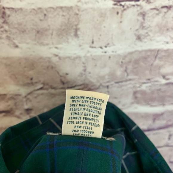 L.L. Bean Green Check Traditional Fit Button Front Long Sleeve Shirt - Picture 8 of 8